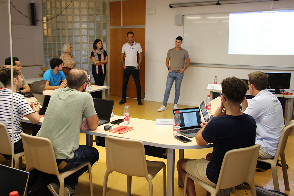 Arranca el “Máster en Motorsport. Ingeniería y Mecánica de Competición” de Florida Universitària y Campos Racing