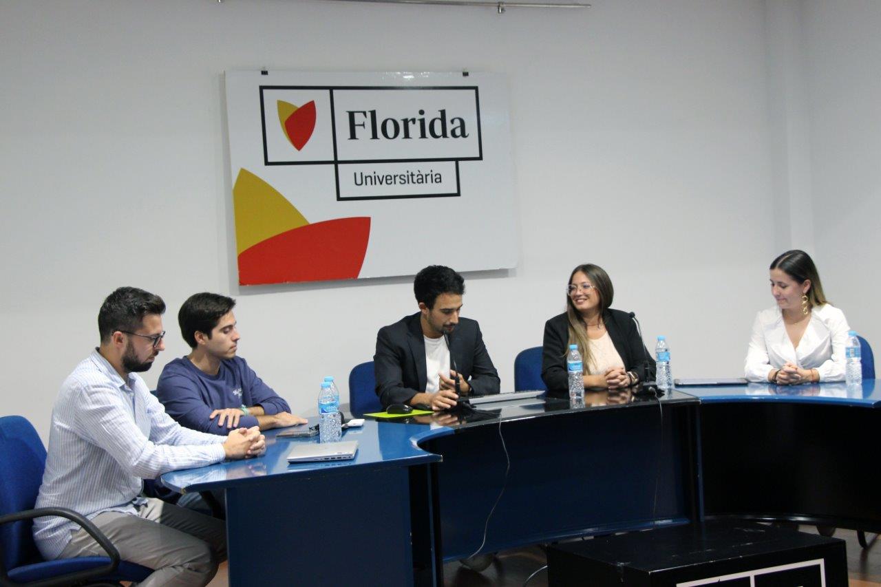 Florida Universitària recibe a las familias LEINN