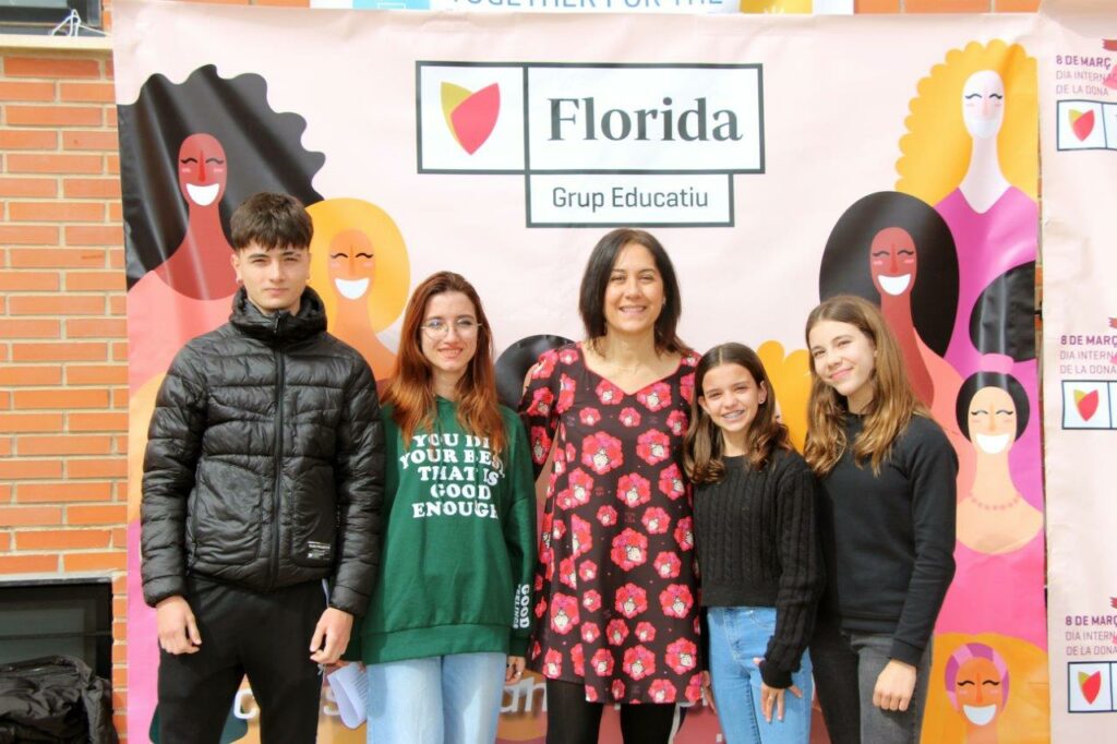 Florida Universitària conmemora el Día de la Mujer (8M)