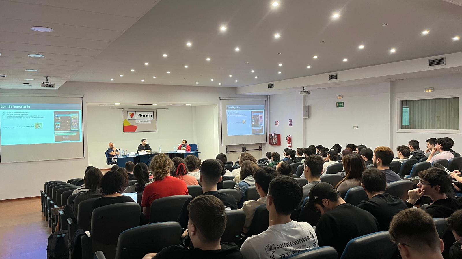 Masterclass «Pasos cruciales para convertirte en profesional de la industria de los videojuegos»