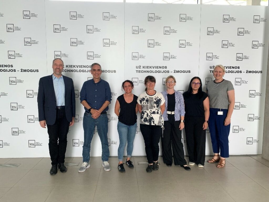 Florida Universitària avanza en el proyecto europeo AISS en Kaunas (Lituania)