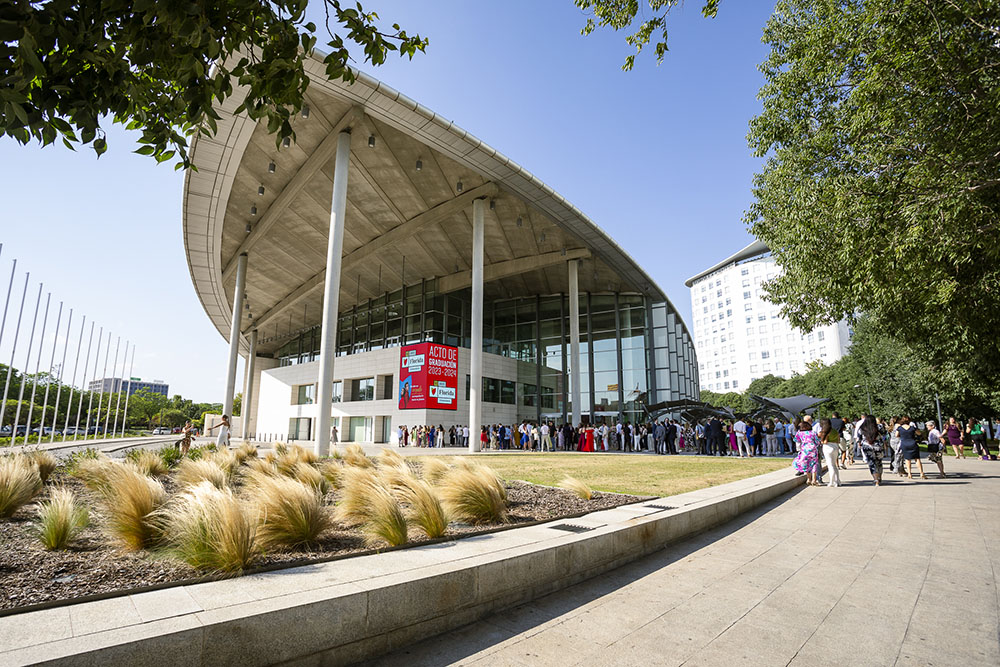 Florida Universitària y Caixa Popular hacen entrega de los VI Premios ODS