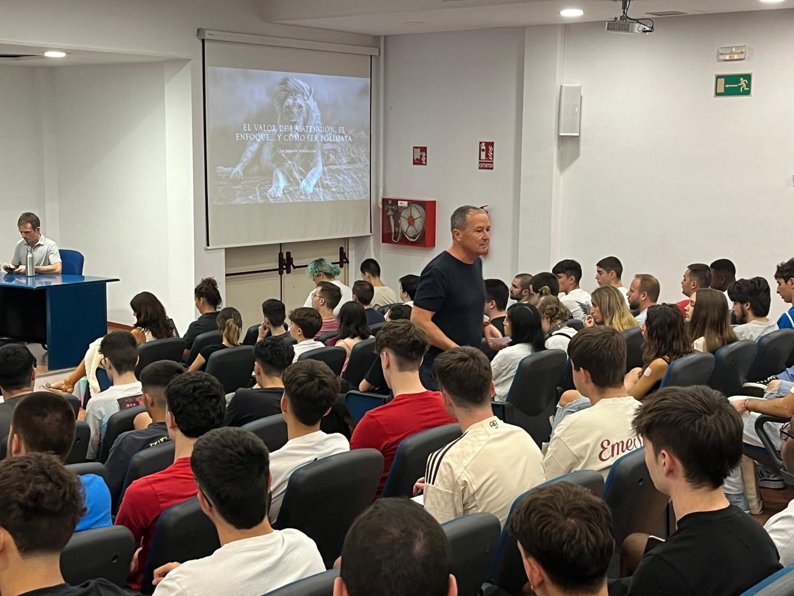 El Campus de Catarroja de Florida Universitària emprende un nuevo curso
