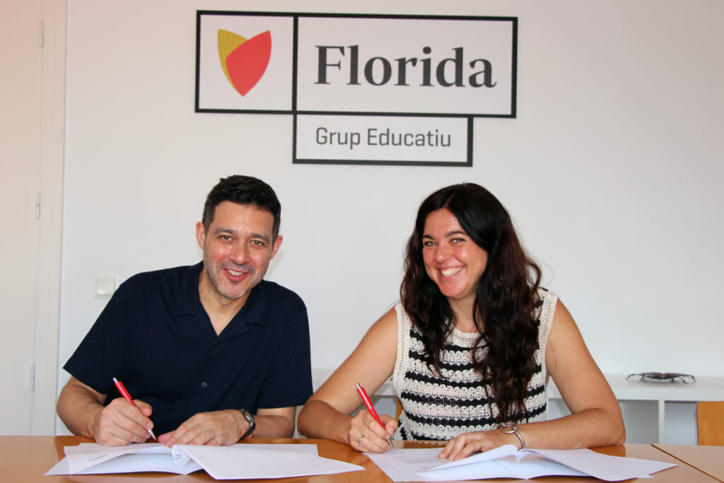 Florida Universitària firma un convenio de colaboración con la Asociación tejeRedes