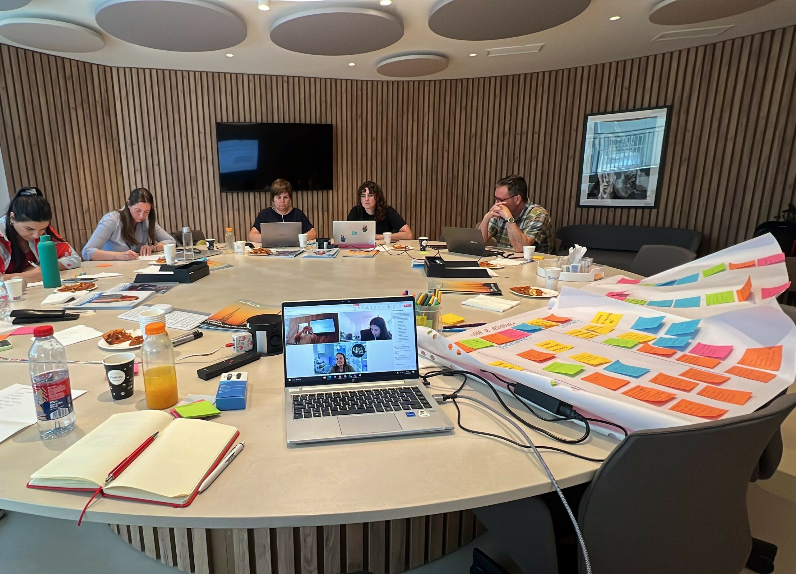 Florida Universitària suma al Parc Científic como colaborador en el curso de Gestión de Innovación e Intraemprendimiento