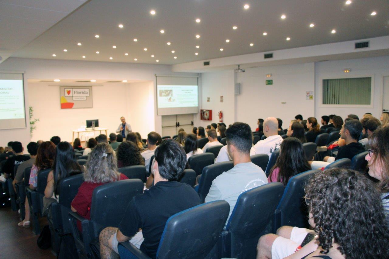 El Máster de Profesorado para Educación Secundaria afronta los retos de la docencia presente y futura 
