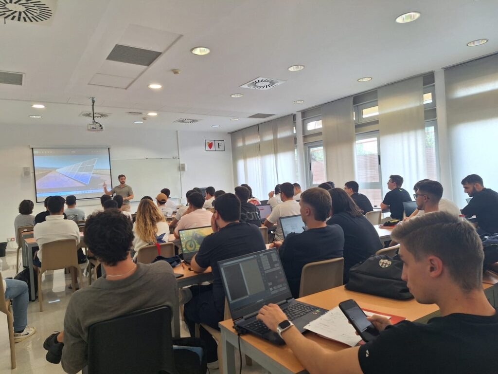 La Unidad de Ingeniería y Diverxia colaboran para el aprendizaje de energías renovables