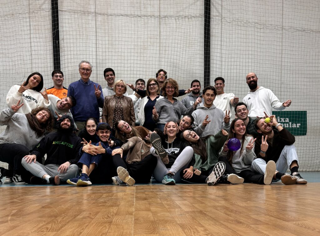 “De patio a patio” conecta al alumnado de MPES con La Magna a través del recreo y el juego