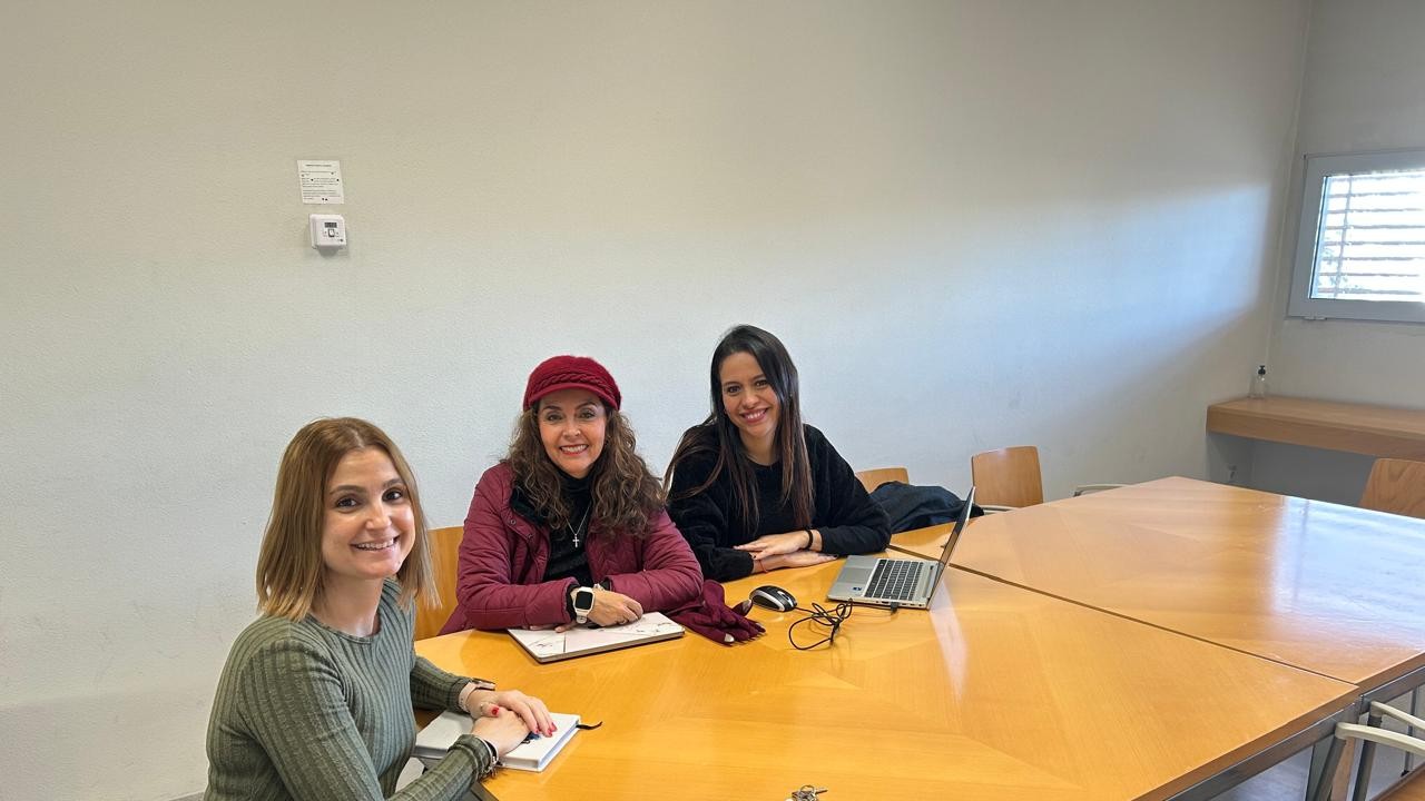 Florida Universitària refuerza su colaboración en innovación social con la Universidad de Caldas (Colombia)