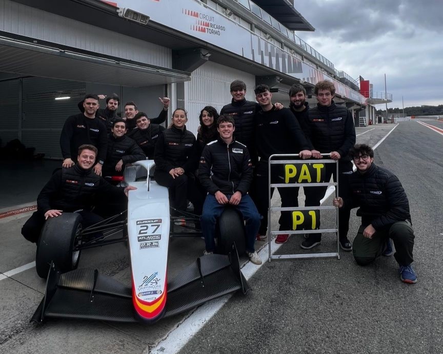 El alumnado en Motorsport pone en práctica sus competencias en un entorno real de competición