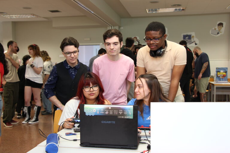 El III Florida Game Fest reúne a estudiantes y empresas en el gran escaparate del talento gaming