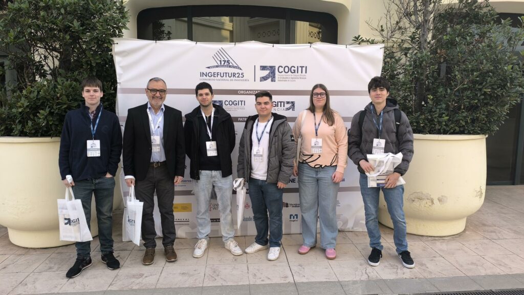 Alumnado de Ingeniería de Florida Universitària participa en INGEFUTUR25, el I Congreso Nacional de Ingeniería