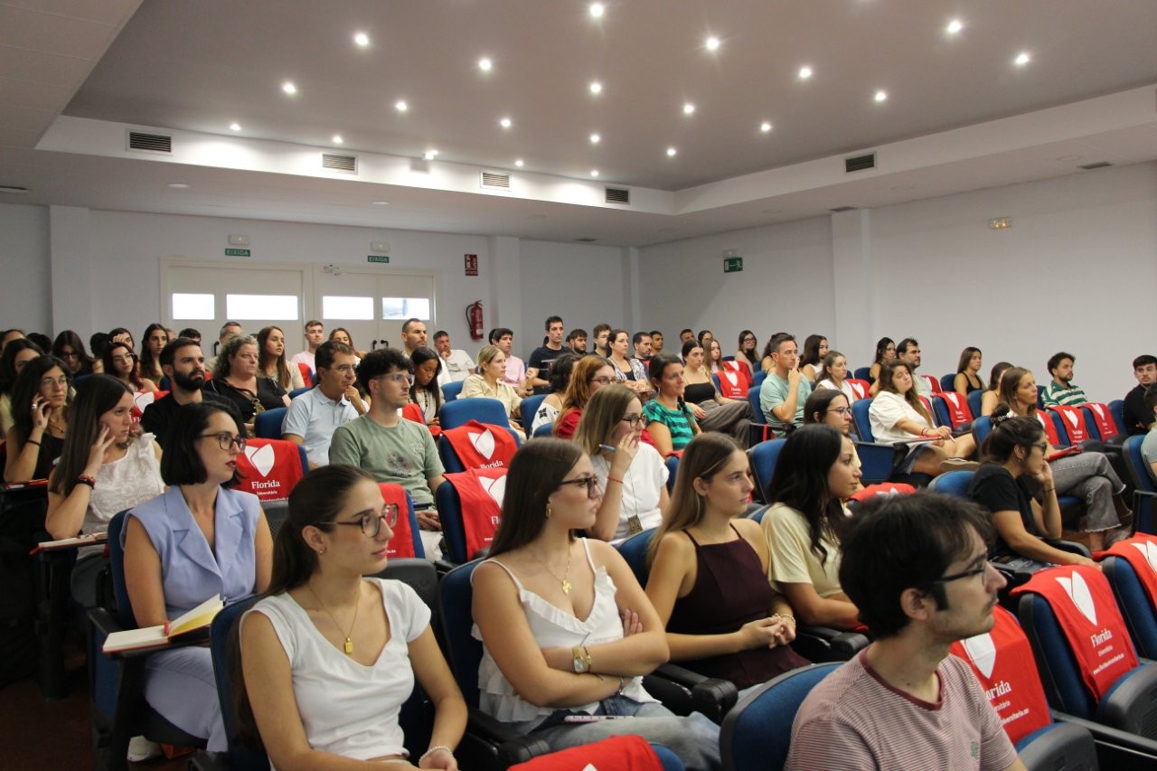 El Máster en Profesorado de Educación Secundària inicia un nuevo curso en Florida Universitària